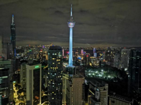 Sky Suites KLCC by Freedom HomeStay